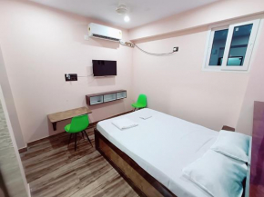 Hotel A R S Rooms & Banquet